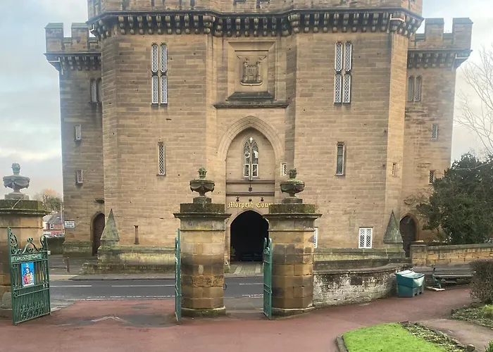 1 Morpeth Court